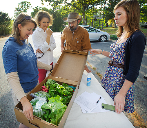 Shares are limited, so reserve your Fall CSA share today!