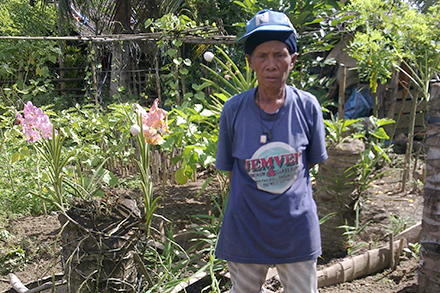 Thanks to organic fertilizer from Lito, Alma and their goat kids, Nanay Rosa's garden is flourishing.