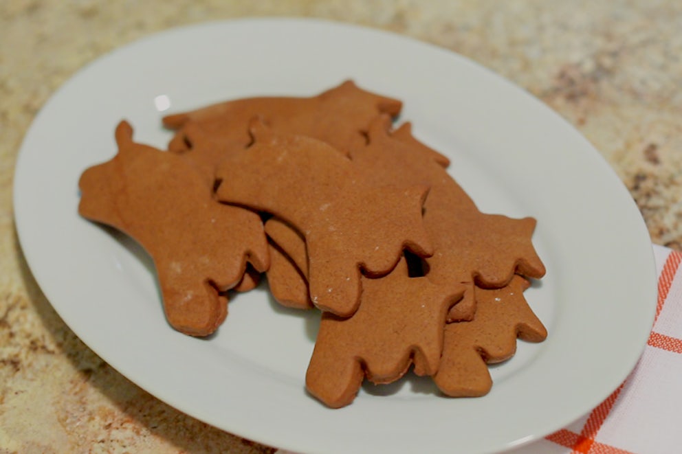 How To Make Gingerbread Cookies Heifer International how-to-make-gingerbread-cookies-heifer-international
