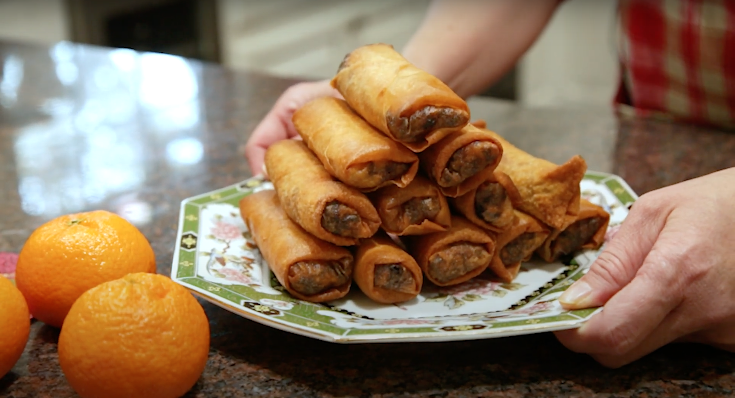 How to Wrap Spring Rolls: Both Chinese & Vietnamese! - The Woks of